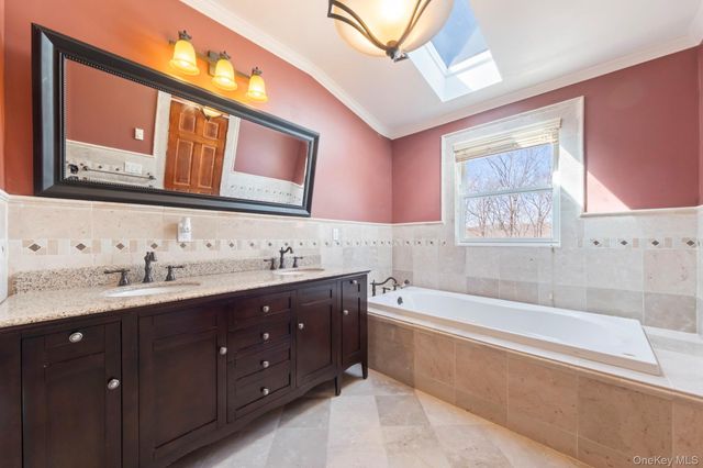 21 Jackson Road, Mahopac, NY 10541