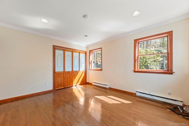 21 Jackson Road, Mahopac, NY 10541