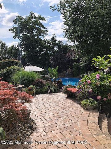 8 Judy Road, Eatontown, NJ 07724