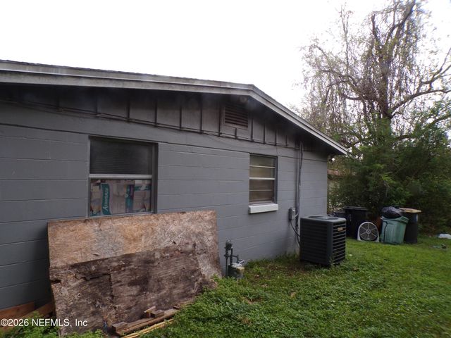 6946 JACK HORNER Lane, Jacksonville, FL 32210