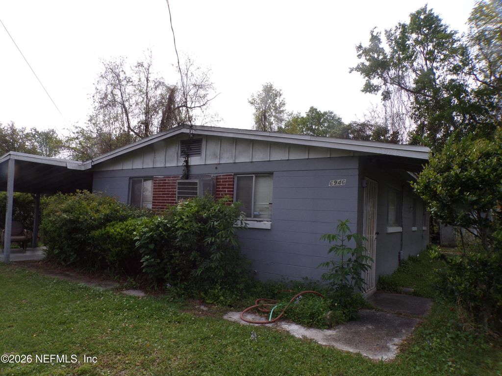 6946 JACK HORNER Lane, Jacksonville, FL 32210