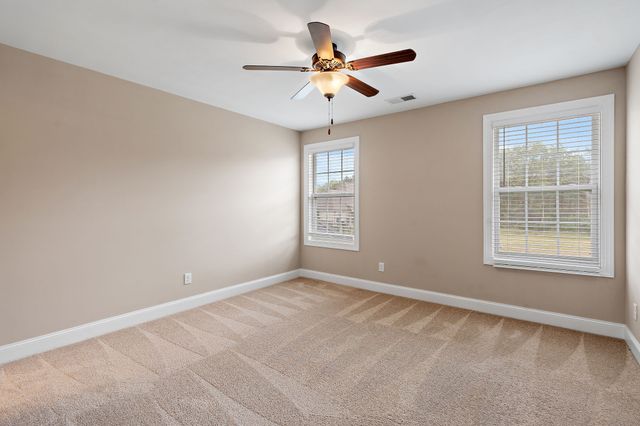 7670 Knobdate Rd, Smyrna, TN 37167