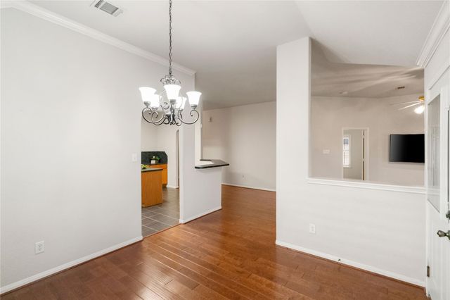 219 Spencer Landing E, La Porte, TX 77571