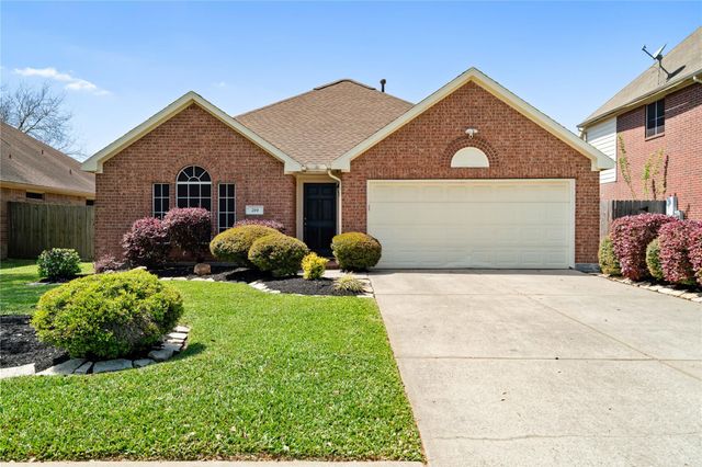 219 Spencer Landing E, La Porte, TX 77571