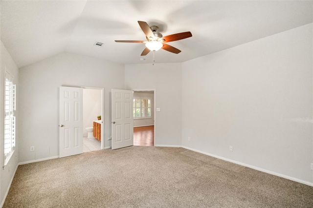 219 Spencer Landing E, La Porte, TX 77571