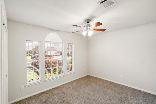 219 Spencer Landing E, La Porte, TX 77571