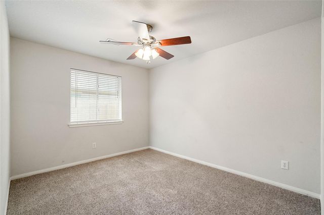 219 Spencer Landing E, La Porte, TX 77571