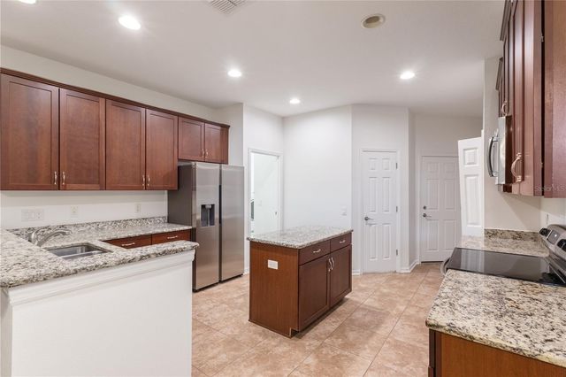 20261 RAVENS END DRIVE, Tampa, FL 33647