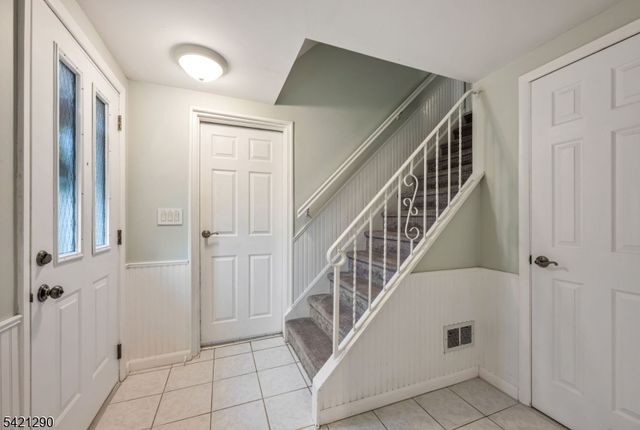 115 Claremont Ter, Wayne Twp., NJ 07470