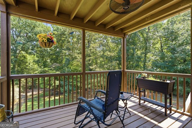 71 Hopkins Farm Drive, Adairsville, GA 30103