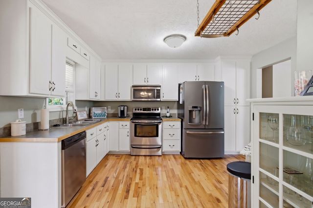 71 Hopkins Farm Drive, Adairsville, GA 30103
