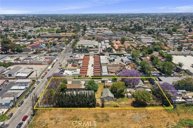 536 E El Segundo, Compton, CA 90222