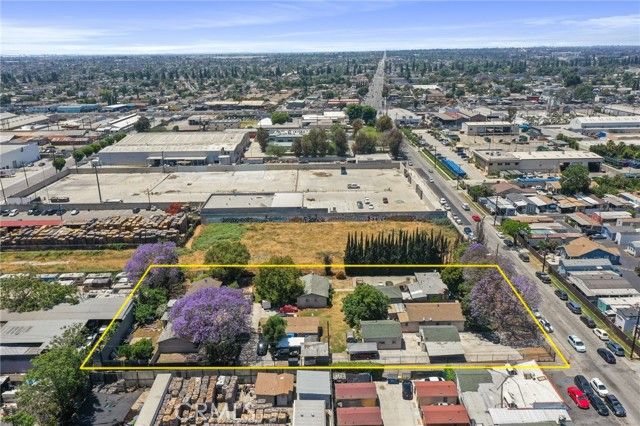 536 E El Segundo, Compton, CA 90222