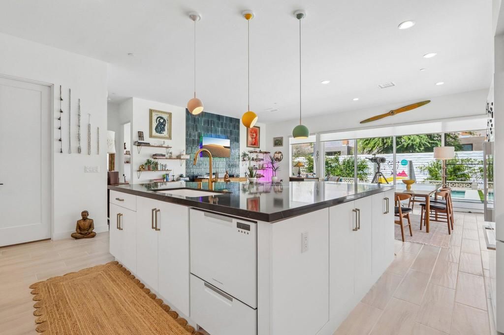 Image 14 of property listing at 3735 Taylor Drive, Palm Springs, CA 92262
