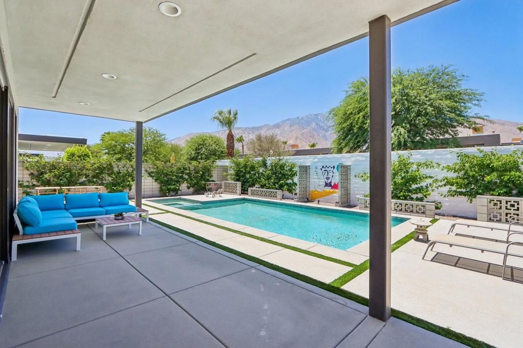 Image 36 of property listing at 3735 Taylor Drive, Palm Springs, CA 92262