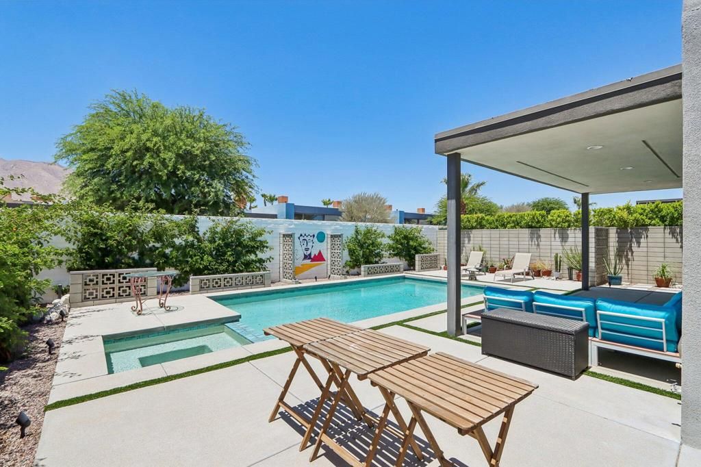 Image 40 of property listing at 3735 Taylor Drive, Palm Springs, CA 92262