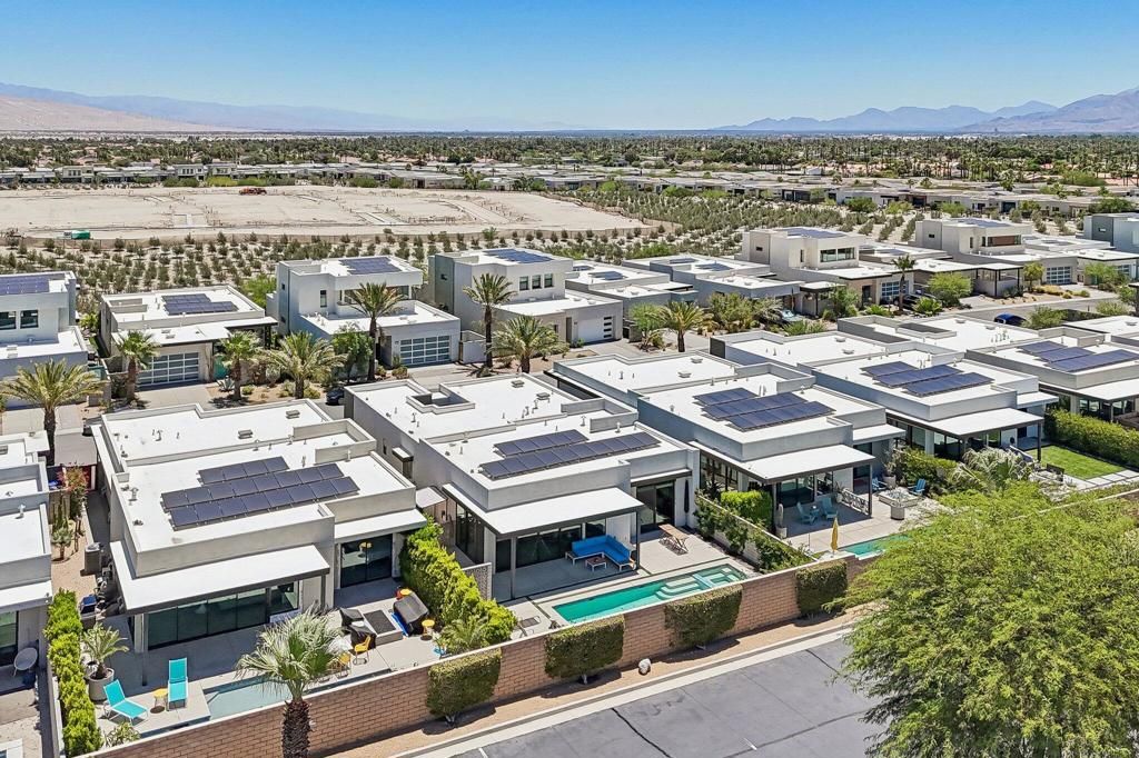 Image 46 of property listing at 3735 Taylor Drive, Palm Springs, CA 92262