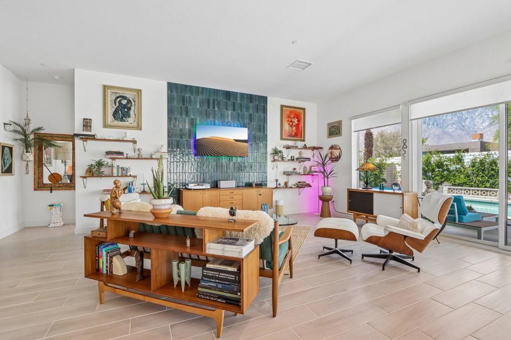 Image 8 of property listing at 3735 Taylor Drive, Palm Springs, CA 92262
