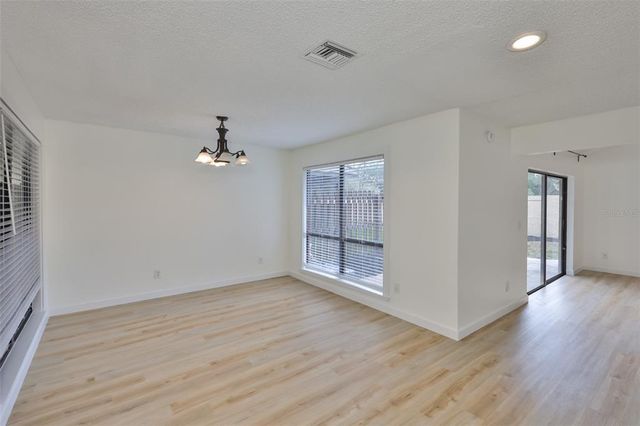 13703 SWEETWATER COVE PLACE, Tampa, FL 33613