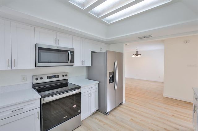 13703 SWEETWATER COVE PLACE, Tampa, FL 33613