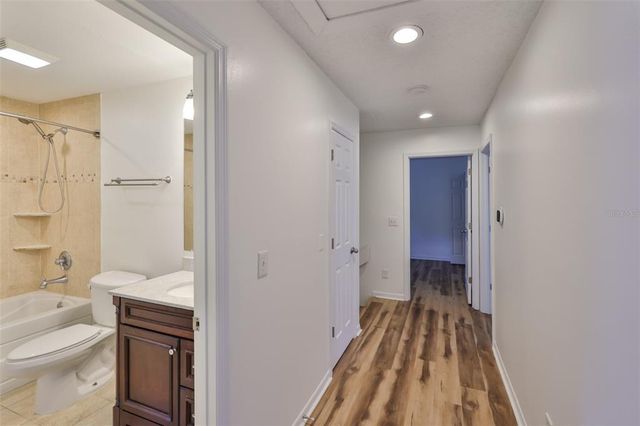 13703 SWEETWATER COVE PLACE, Tampa, FL 33613