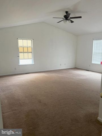 14 WOOD THRUSH AVE, Sicklerville, NJ 08081