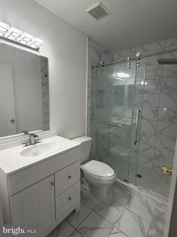 14 WOOD THRUSH AVE, Sicklerville, NJ 08081