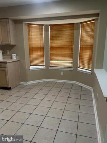 14 WOOD THRUSH AVE, Sicklerville, NJ 08081
