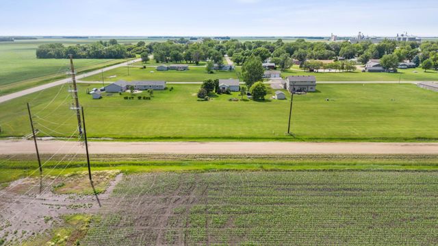202 5th Street S, Fairmount, ND 58030