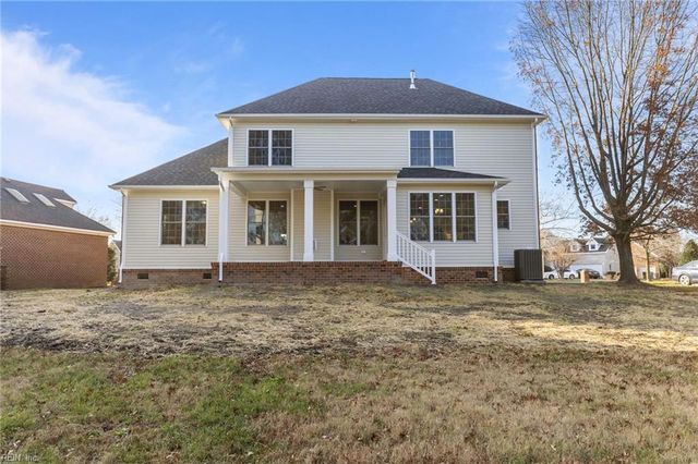 1920 Lancing Crest LN, Chesapeake, VA 23323