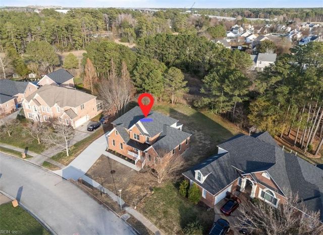 1920 Lancing Crest LN, Chesapeake, VA 23323