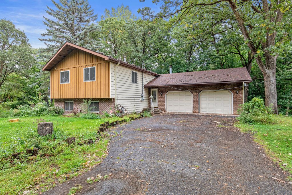 2250 Larry Lane, Newport, MN 55055