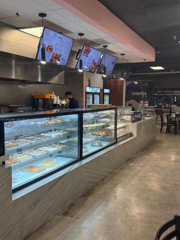 Confidential NW 67th Ave, Hialeah, FL 33015