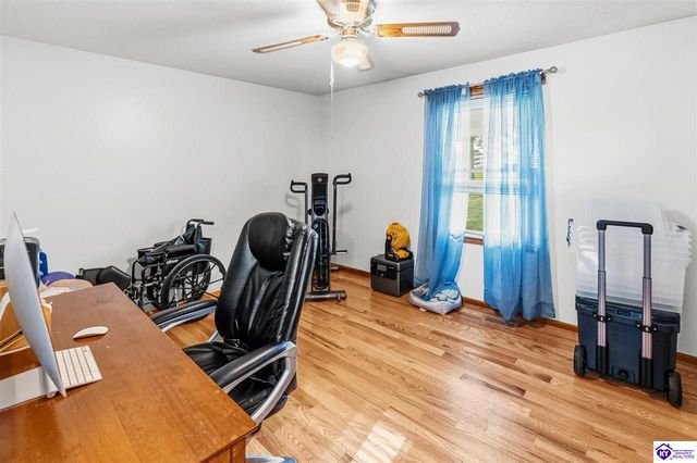 4820 Fort Avenue, Vine Grove, KY 40175