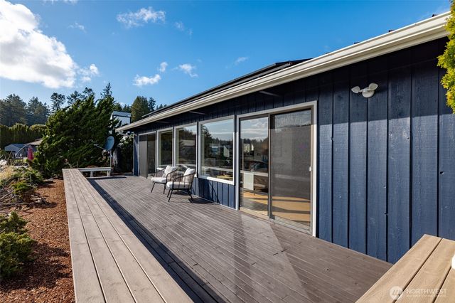 159 Swinomish Dr., La Conner, WA 98257