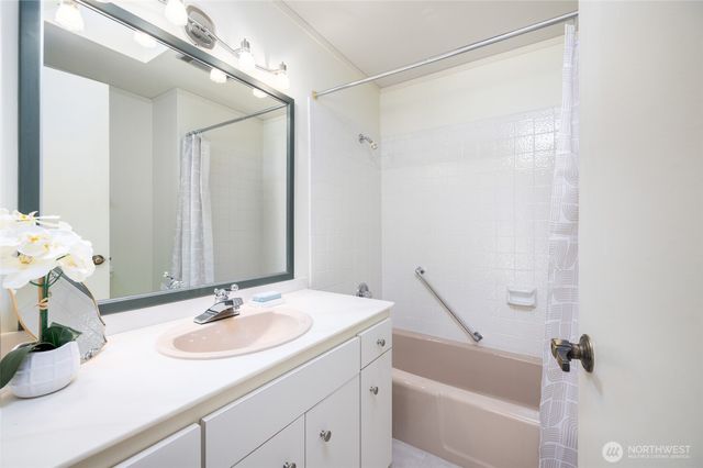 159 Swinomish Dr., La Conner, WA 98257