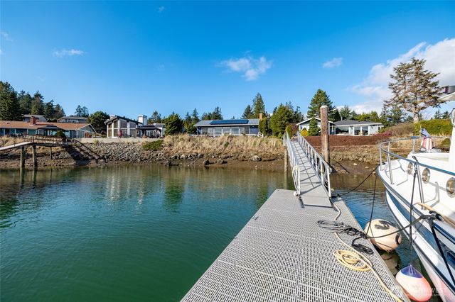 159 Swinomish Dr., La Conner, WA 98257