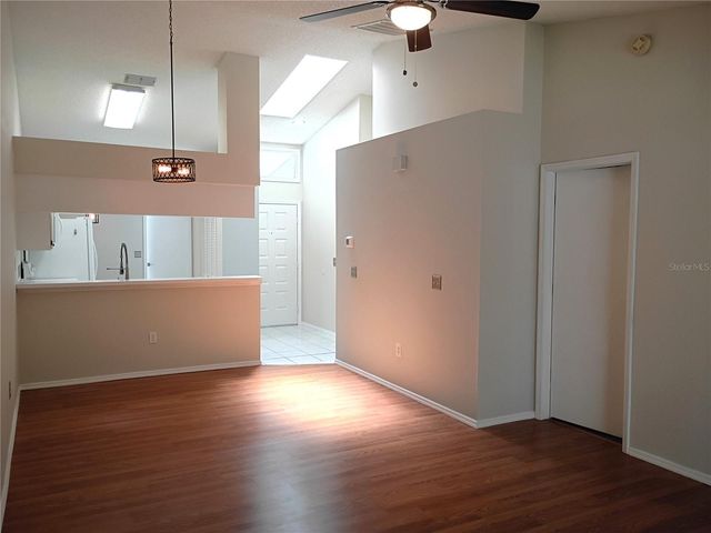 39650 US HIGHWAY 19 N 631, Tarpon Springs, FL 34689