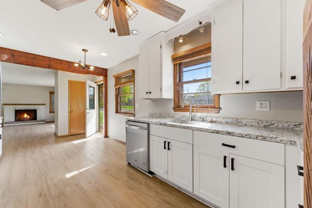 6048 Dupont Avenue S, Minneapolis, MN 55419
