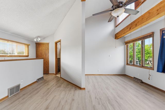 6048 Dupont Avenue S, Minneapolis, MN 55419