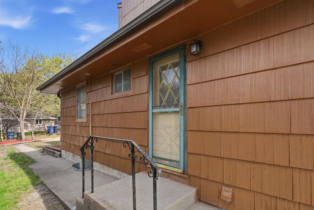 6048 Dupont Avenue S, Minneapolis, MN 55419