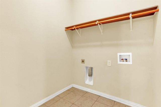 239 Irick Court, Aubrey, TX 76227