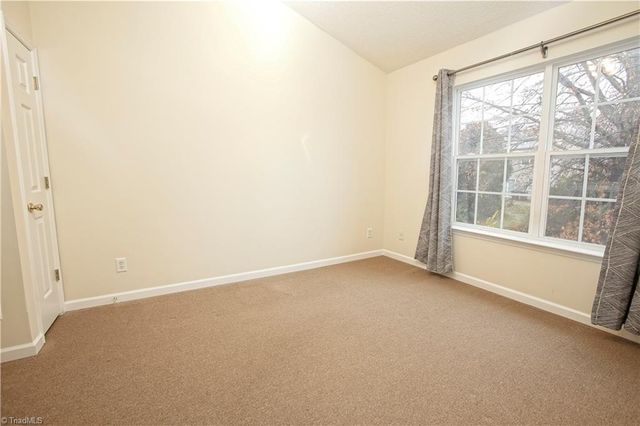 25 Tannenbaum Circle, Greensboro, NC 27410