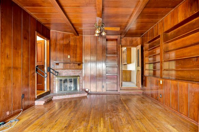 822 Salisbury Road, La Canada Flintridge, CA 91011