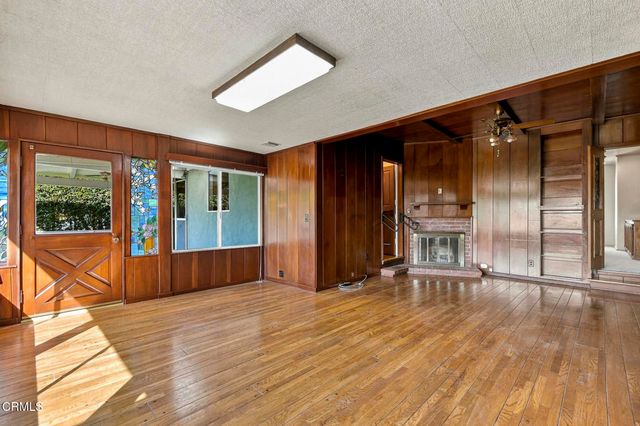 822 Salisbury Road, La Canada Flintridge, CA 91011