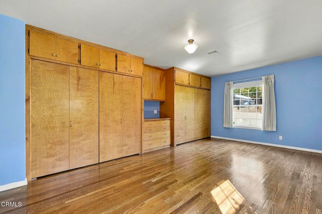 822 Salisbury Road, La Canada Flintridge, CA 91011