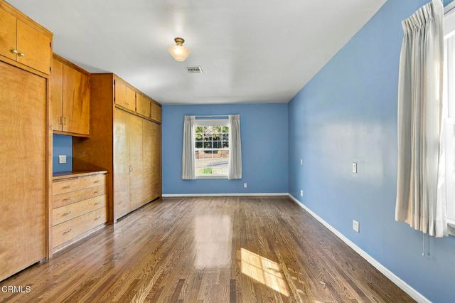 822 Salisbury Road, La Canada Flintridge, CA 91011