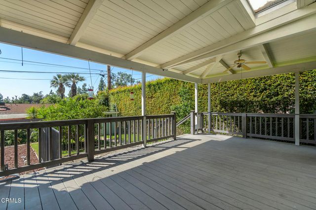 822 Salisbury Road, La Canada Flintridge, CA 91011