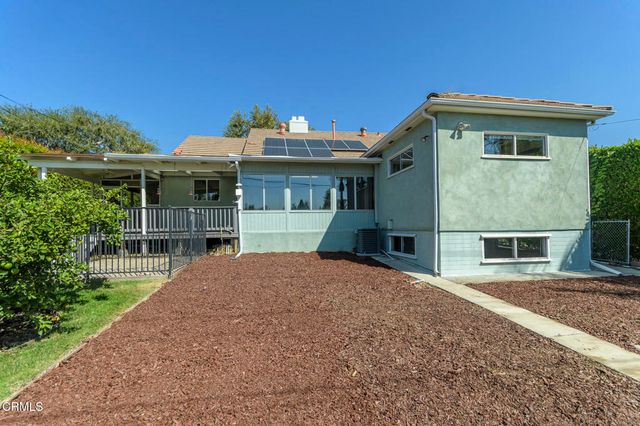 822 Salisbury Road, La Canada Flintridge, CA 91011