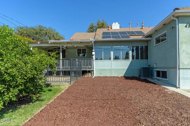 822 Salisbury Road, La Canada Flintridge, CA 91011